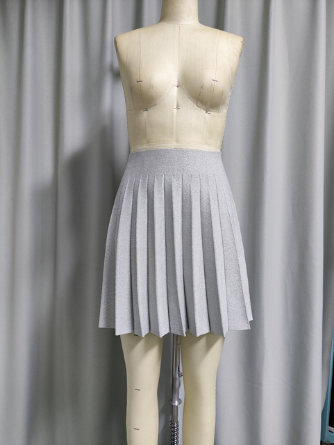 Minifalda plisada brillante para mujer
