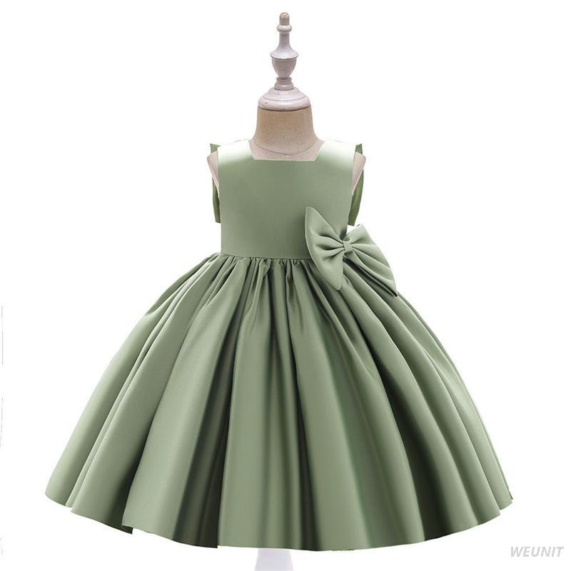 Vestido de ni&ntilde;a de flores de raso con elegancia dorada con lazo en la espalda